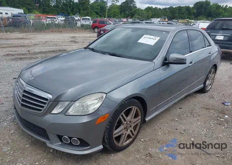 2010 Mercedes-Benz E 350 из США, поврежденный, VIN WDDHF5GB9AA080194